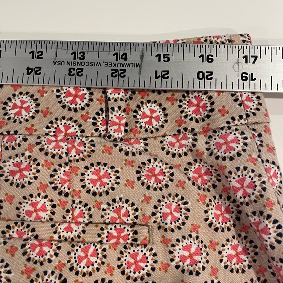 LOFT Julie Riviera Crop Capri Pant Beige Pink Print Women 8 Flattering Versatile - Picture 9 of 11